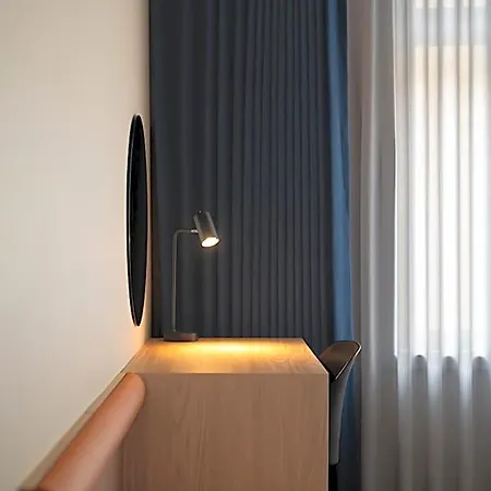 Breeze Victoria - Self-service